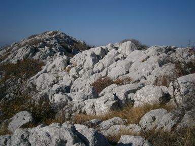 Mosor izvan Staze, Veliki Kabal, Ljuti put na Ljuti Kamen