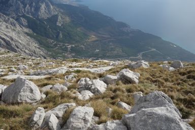 Biokovo izvan Staze, Kamenita polica - Čorlina