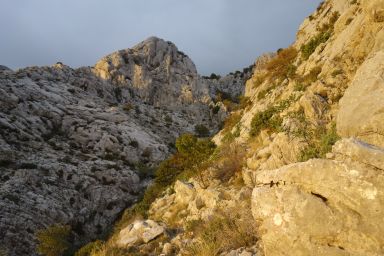 Biokovo na Stazi, Vrataca - Topići