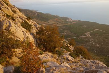 Biokovo na Stazi, Vrataca - Topići